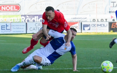 Grego Sierra va veure l'onzena groga de la temporada en aquesta entrada a Xumetra | Nuri Marguí (UEO)